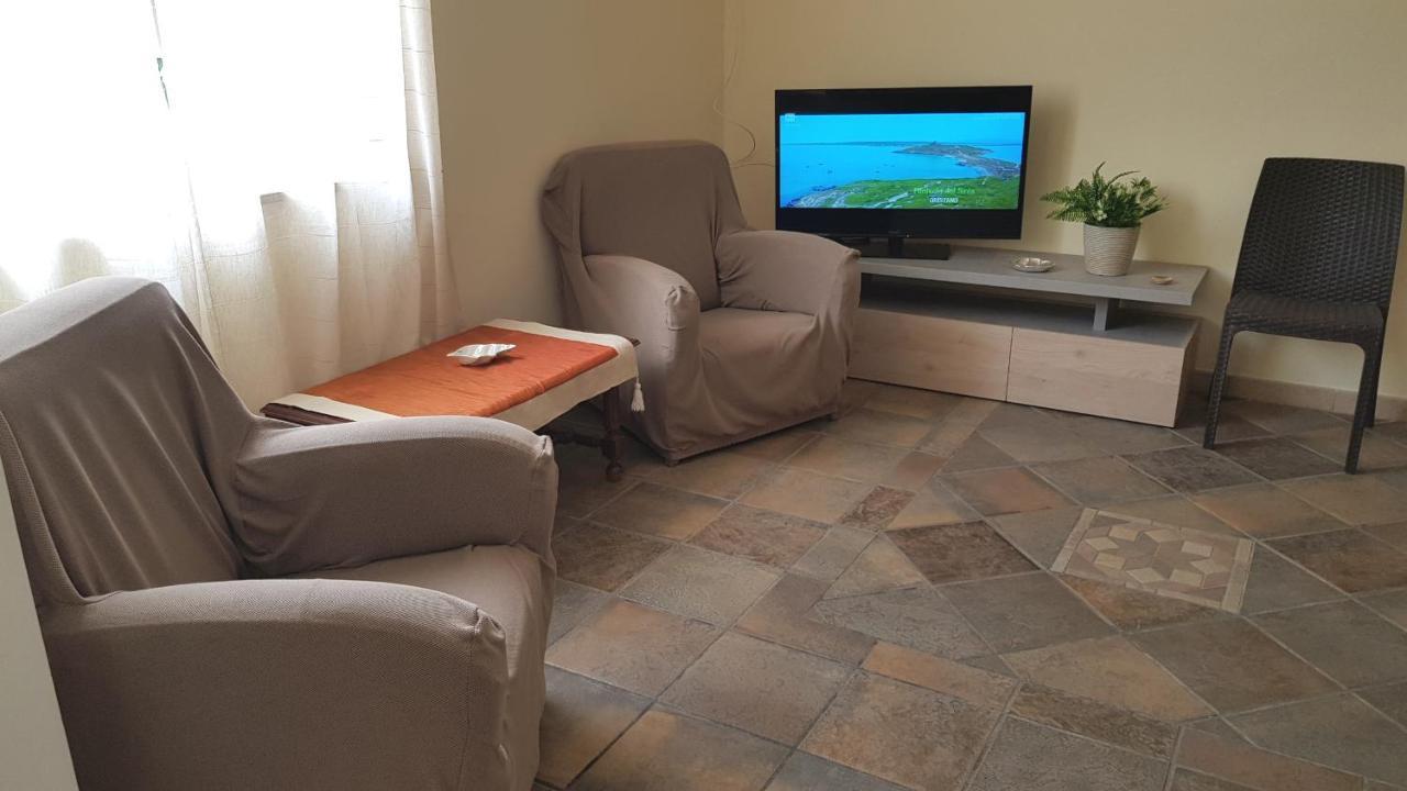 Casa Vacanze Villa Tropia Camastra Exteriör bild