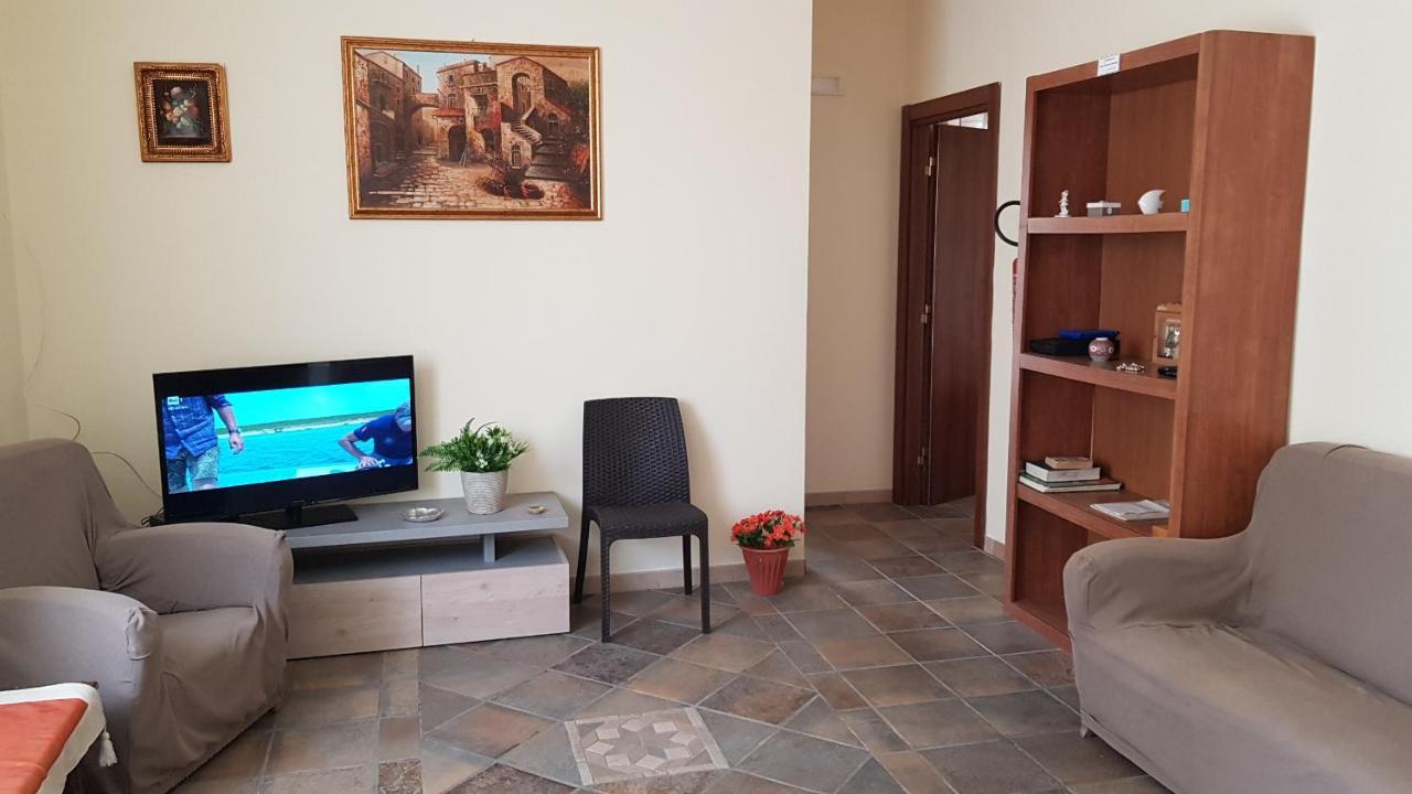 Casa Vacanze Villa Tropia Camastra Exteriör bild