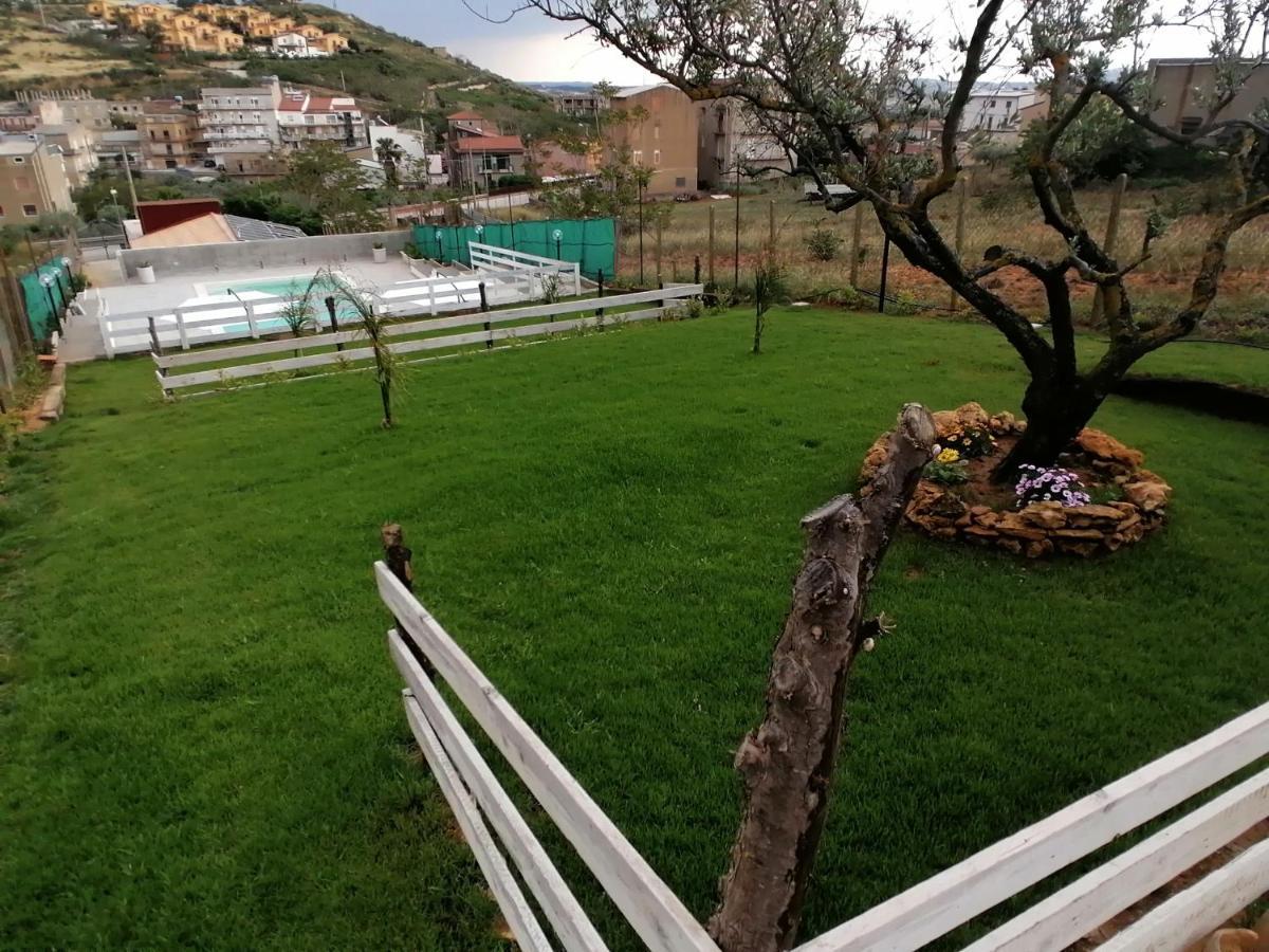 Casa Vacanze Villa Tropia Camastra Exteriör bild