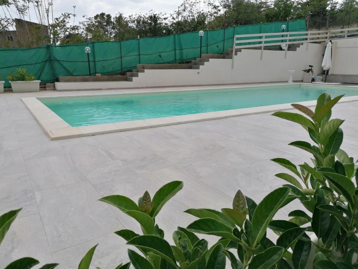 Casa Vacanze Villa Tropia Camastra Exteriör bild