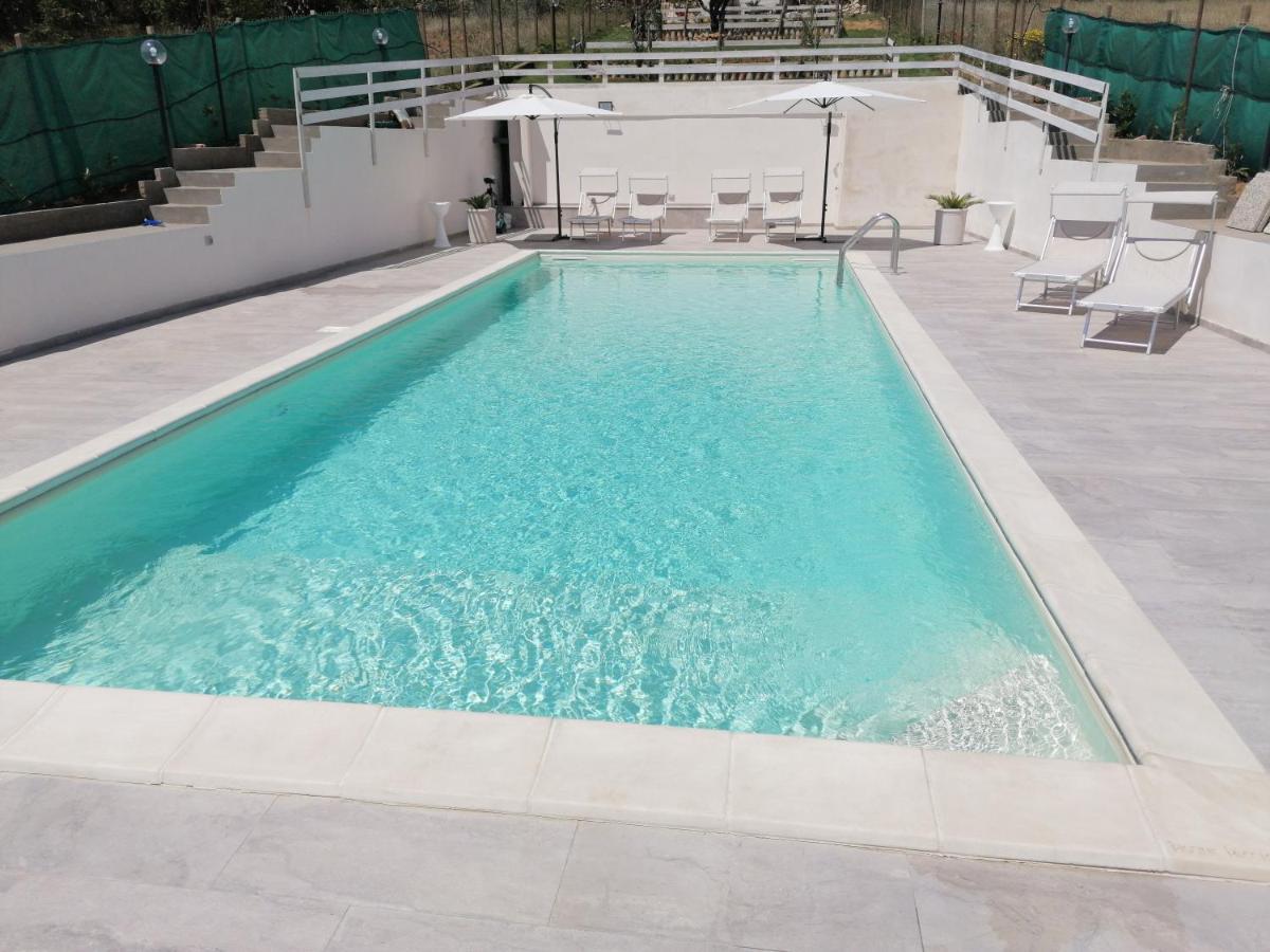 Casa Vacanze Villa Tropia Camastra Exteriör bild