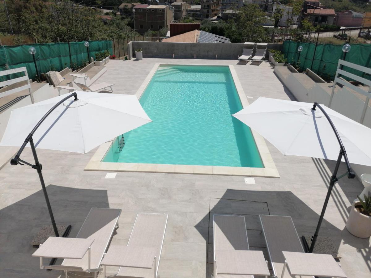 Casa Vacanze Villa Tropia Camastra Exteriör bild