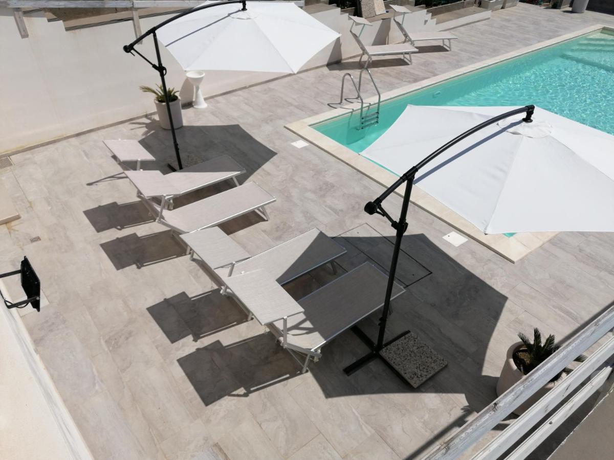 Casa Vacanze Villa Tropia Camastra Exteriör bild
